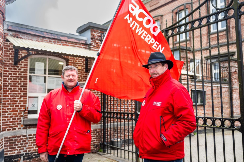 Vakbondsleider Robby De Kaey, rechts op de foto.