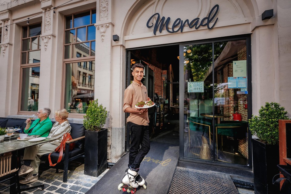 “Ik heb van mijn hobby mijn beroep kunnen maken”, zegt Enes.