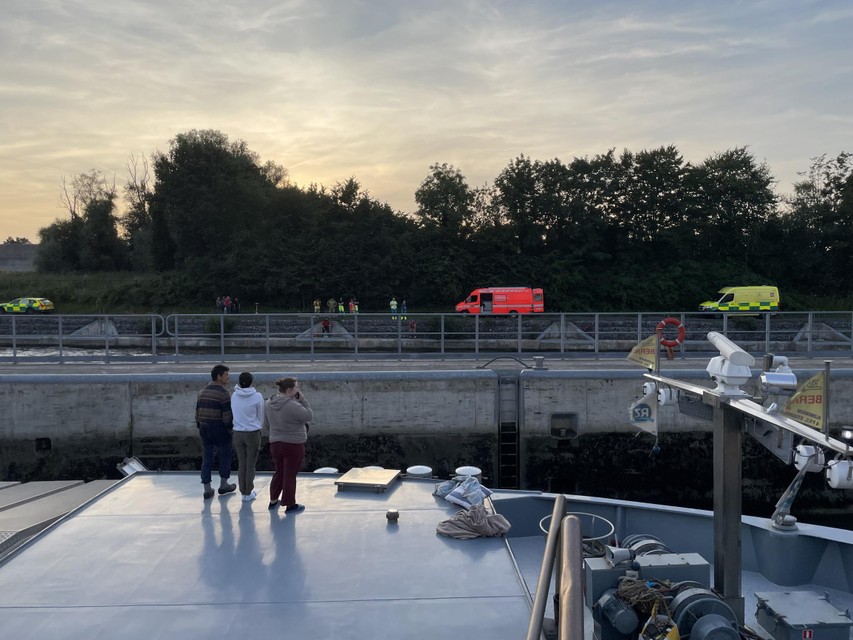 De scheepvaart lag woensdag stil om de zoekactie vlotter te laten verlopen.