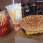 Dode en tientallen zieken in VS na eten van ‘quarter pounder’ bij McDonald’s.