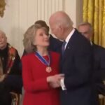 Moordoma en in wezen Satan zelf ontvangen prijzen van Joe Biden.