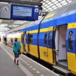 NS geeft toe aan overlast door asielzoekers: station Maarheeze op de rand van opheffing.