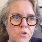 Actrice Rosie O’Donnell bekent: “Ik vluchtte naar Ierland na de overwinning van Trump”