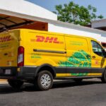 DHL vraagt om aanpassing van verkeersregels: Raad van State-beslissing kan grote impact hebben op bezorgsector.